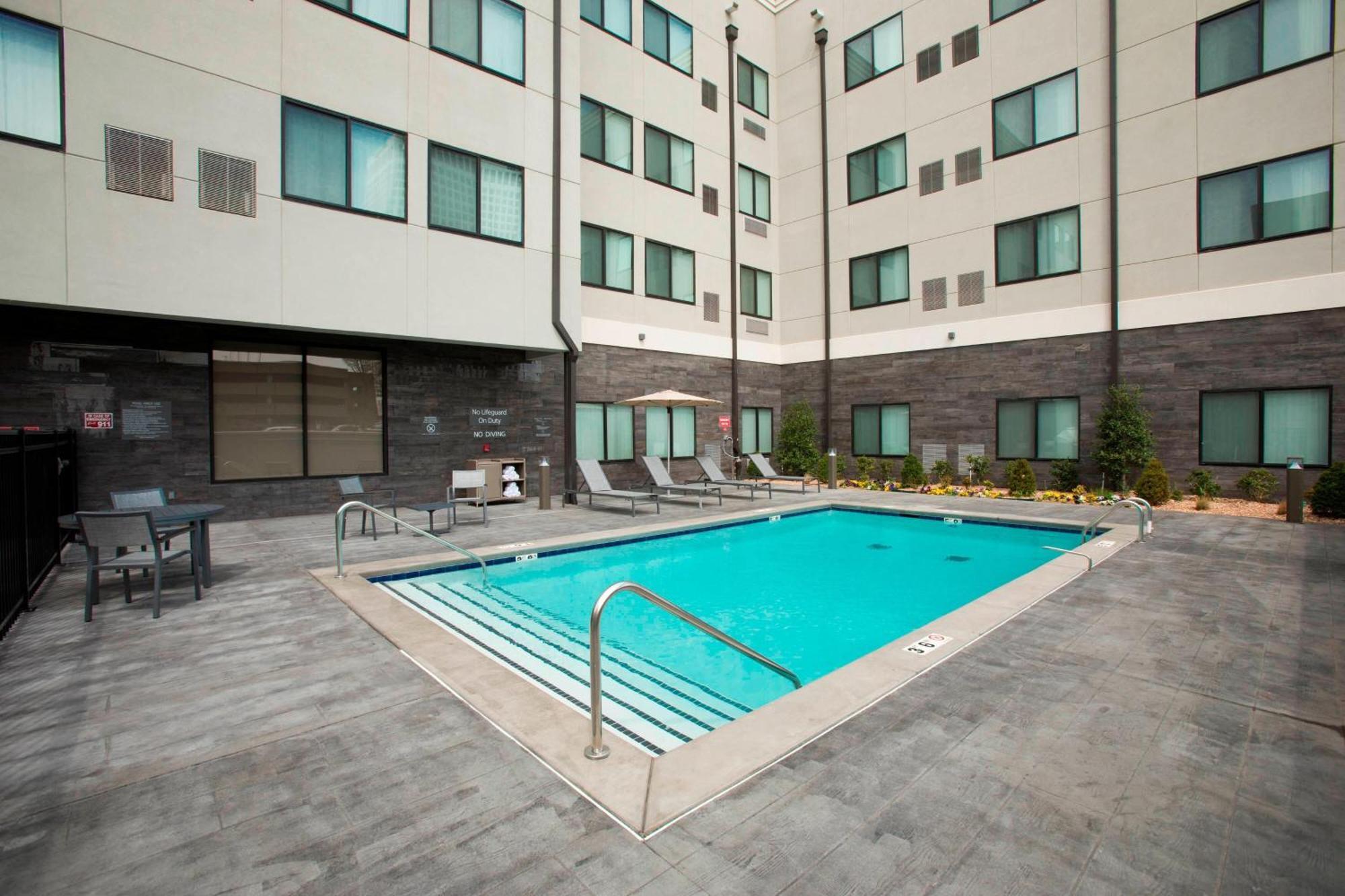 Residence Inn By Marriott Tulsa Downtown Exterior foto
